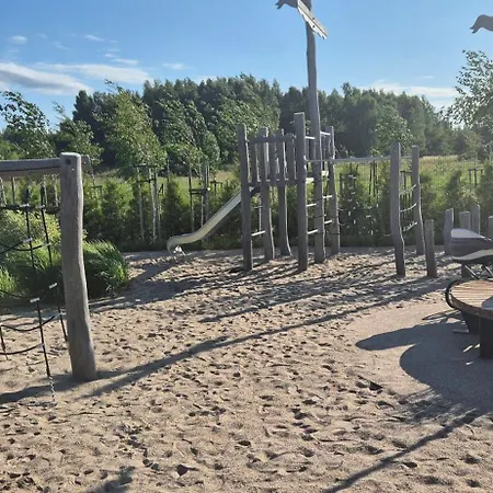 Polanki Aqua F005 アパートホテル